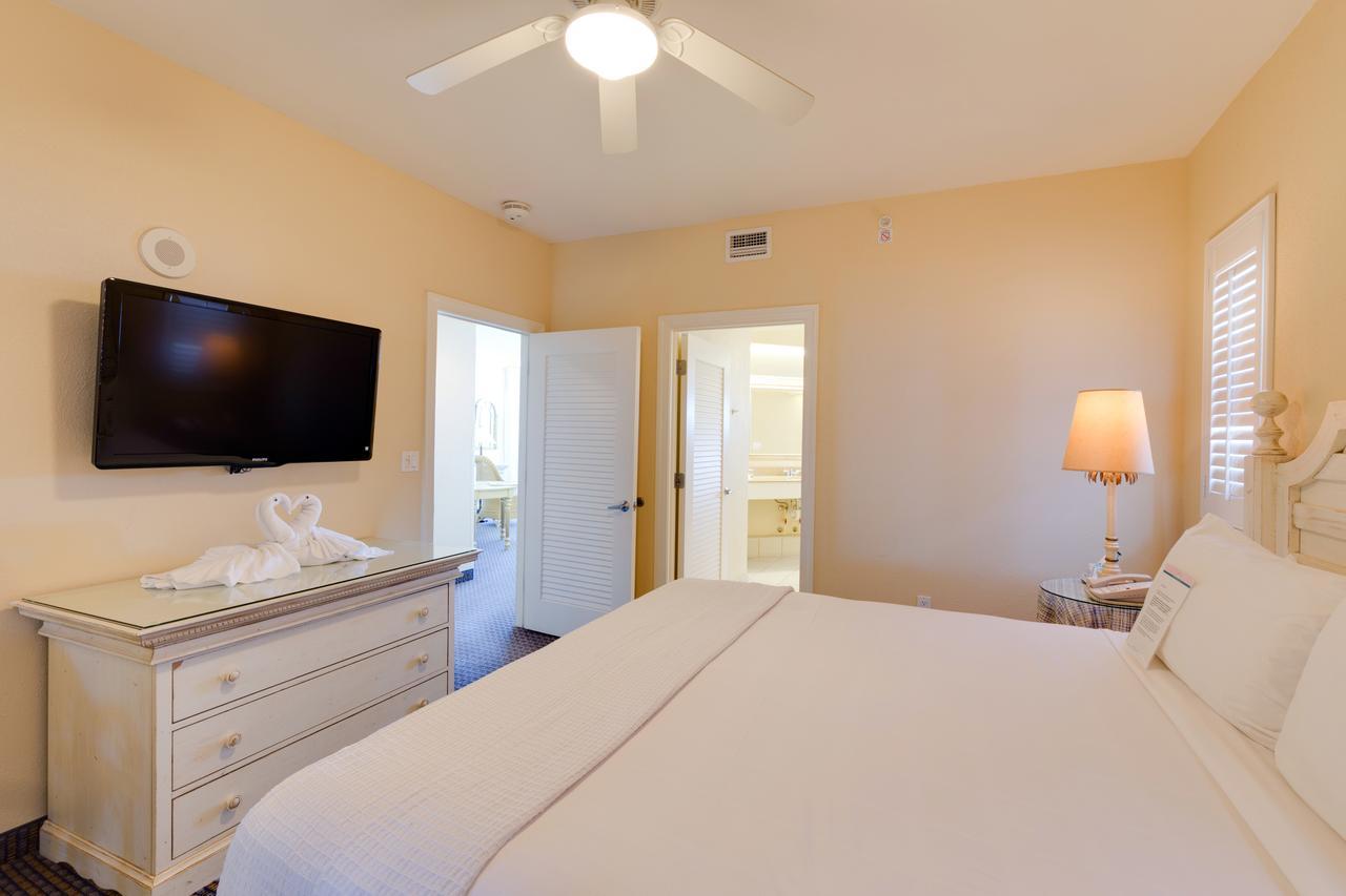 Pink Shell Beach Resort & Marina Fort Myers Beach Exterior photo